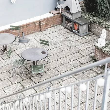 Feierabend Hostel Elsdorf