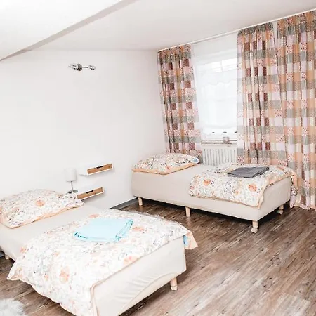 Feierabend Hostel *