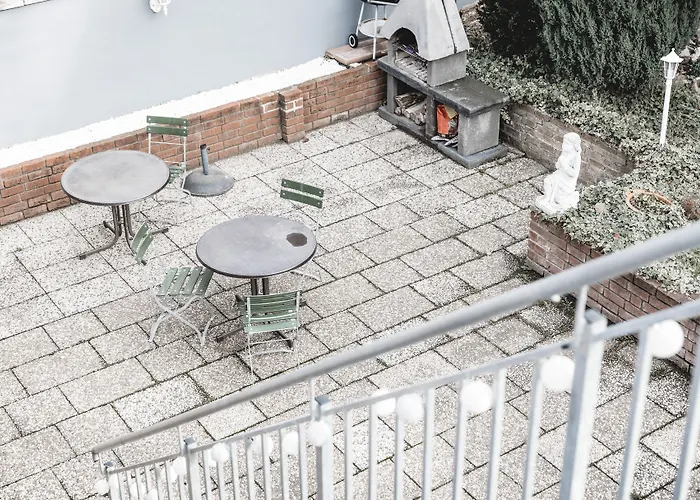 Feierabend Hostel Elsdorf